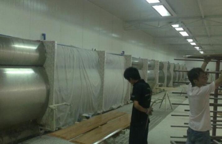 烤漆噴漆加工區(qū)